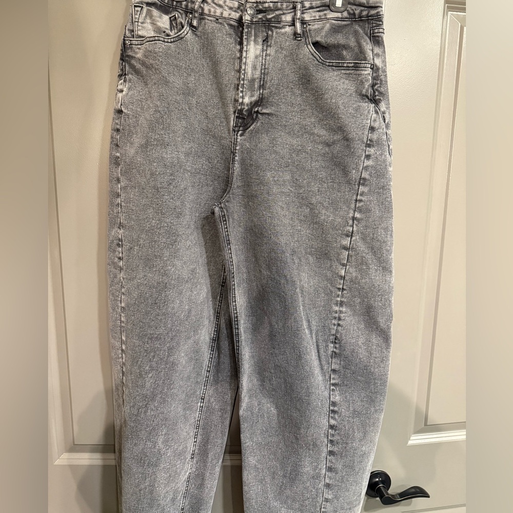 Vigoss Gray Women's Barrel Jeans